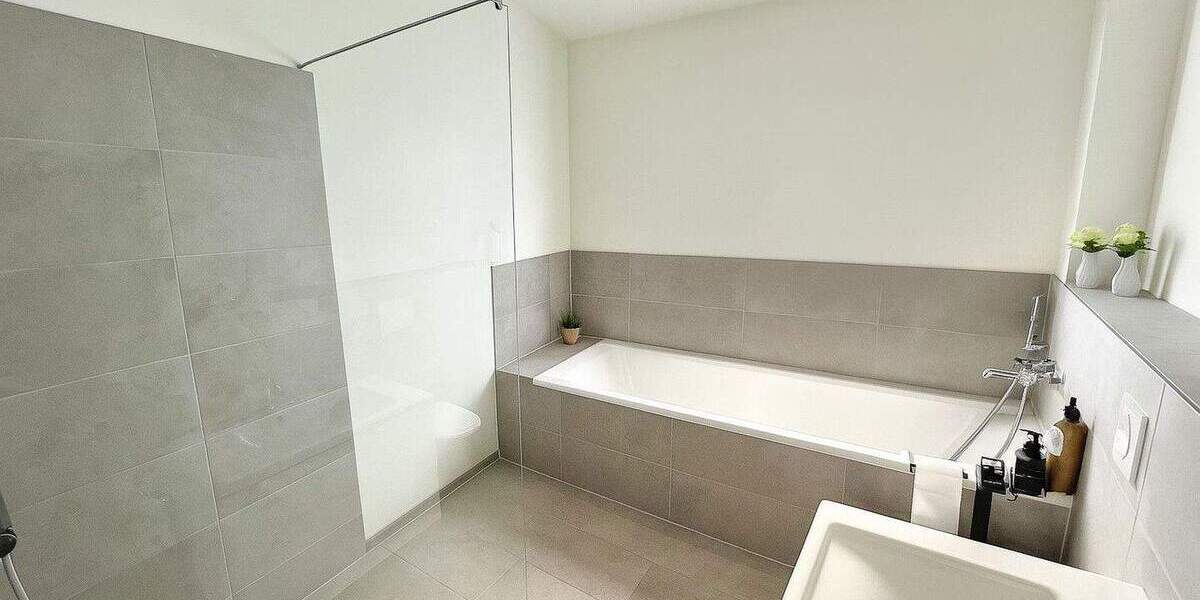 Reihenmittelhaus Pinneberg - 5 Zimmer, 149 m&sup2;, 599.000&euro; | Angebot:25659155