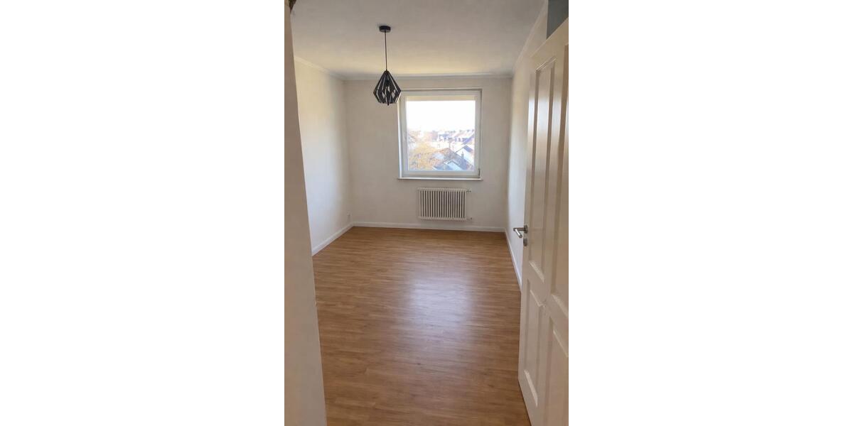 Etagenwohnung Reinbek - 4 Zimmer, 91 m&sup2;, 350.000&euro; | Angebot:25414720