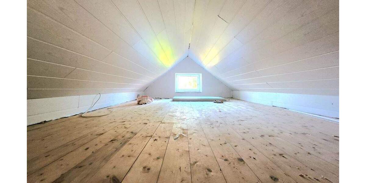 Etagenwohnung Nahe - 6 Zimmer, 145 m&sup2;, 299.000&euro; | Angebot:25682395