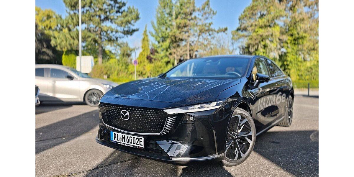 Mazda 6e 3.308 km 40.890 &euro; Elmshorn 25337