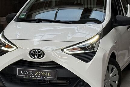 Toyota Aygo (X) 41.320 km 10.690 &euro; Hamburg 20539