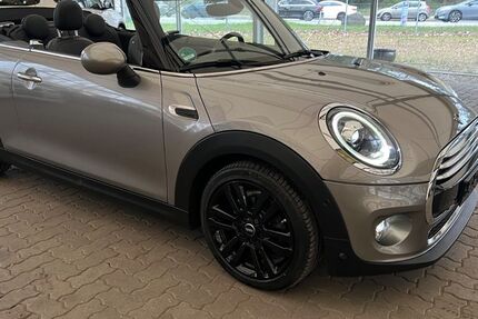 Mini Cooper Cabrio 22.400 km 22.990 &euro; Hamburg 22043