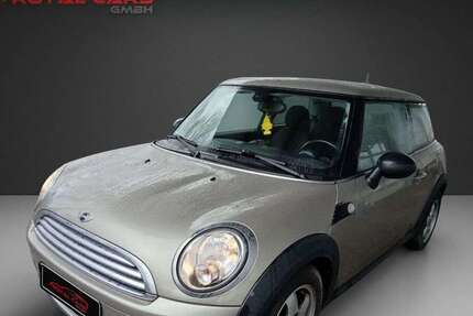 Mini One 187.700 km 3.990 &euro; Hamburg 22111