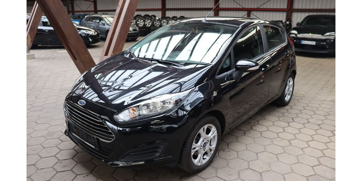 Ford Fiesta 60.458 km 7.990 &euro; Norderstedt 22844