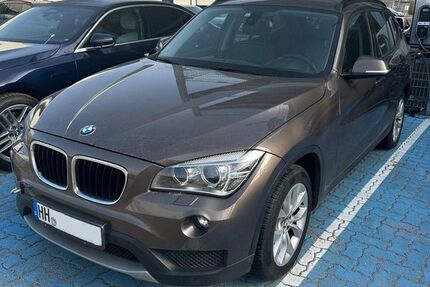 BMW X1 201.000 km 9.900 &euro; Hamburg 22041