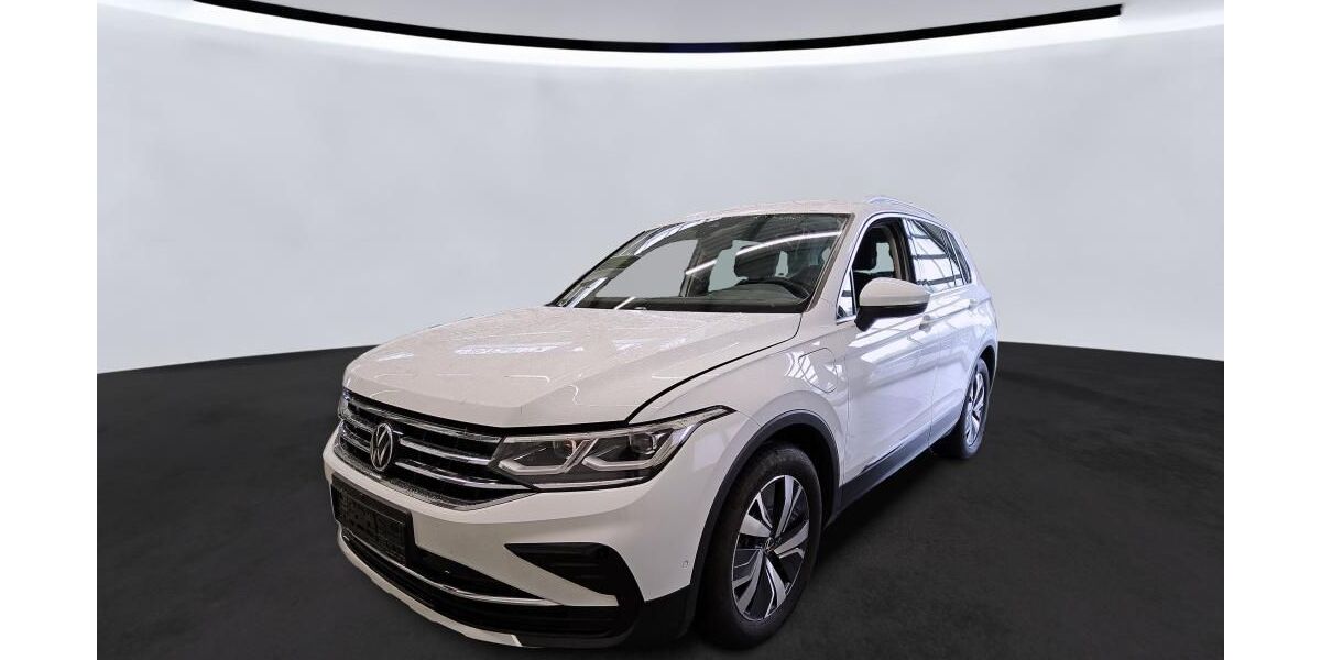 VW Tiguan 73.636 km 24.445 &euro; Uetersen bei Hamburg 25436