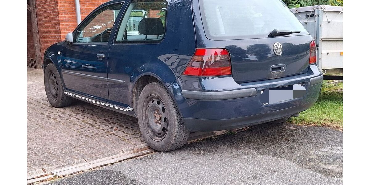 VW Golf 365.000 km 600 &euro; Bad Oldesloe 23843