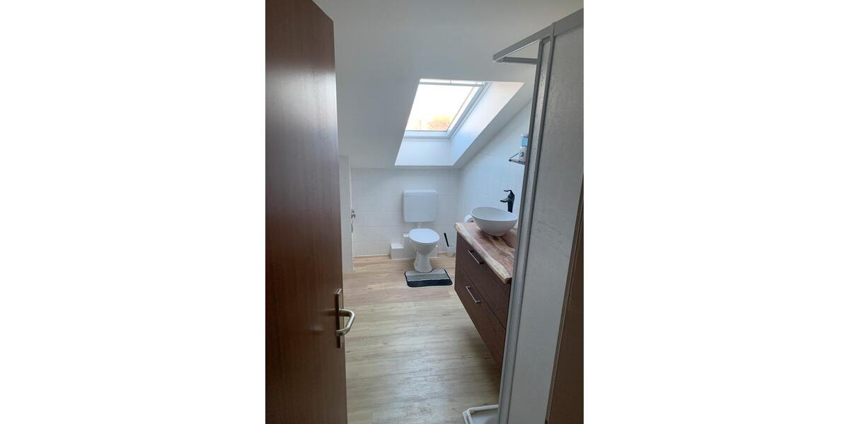 Dachgeschoßwohnung Barmstedt - 3 Zimmer, 69 m&sup2;, 980&euro; | Angebot:25894758