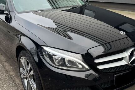 Mercedes-Benz C 220 233.000 km 10.950 &euro; Hamburg 20537
