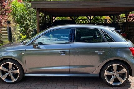 Audi A1 105.000 km 11.500 &euro; Hamburg 22395