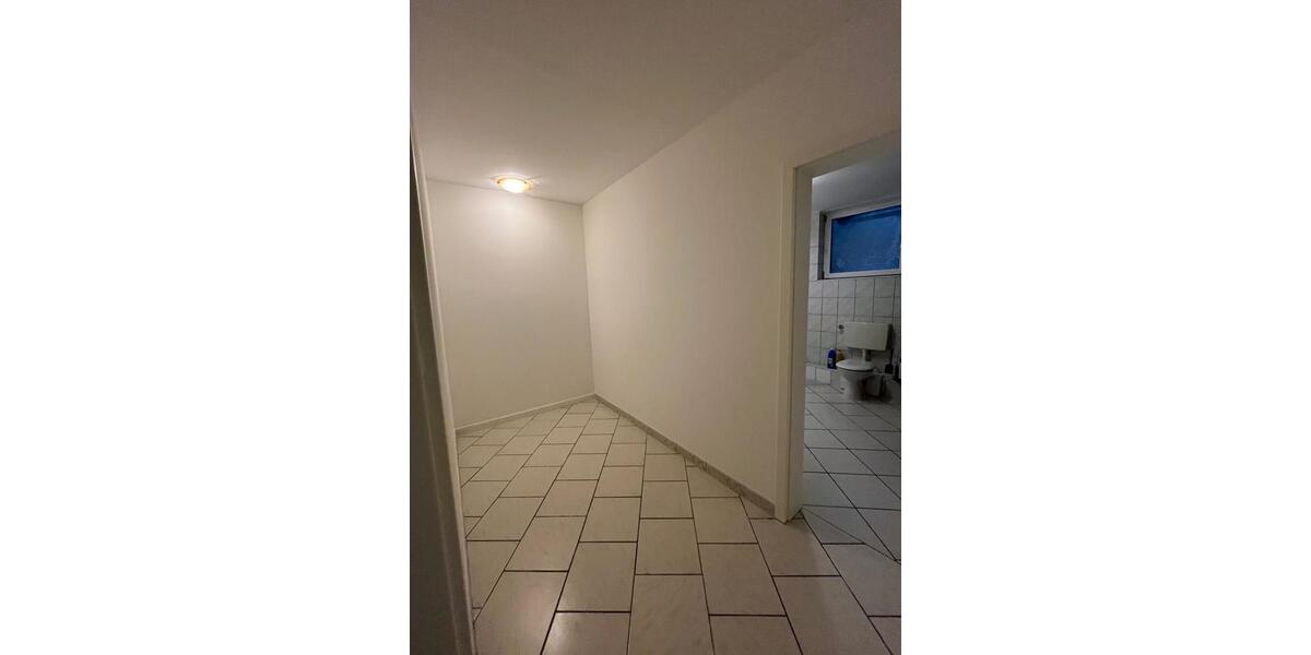 Etagenwohnung Quickborn - 3 Zimmer, 90 m&sup2;, 1.000&euro; | Angebot:24757044