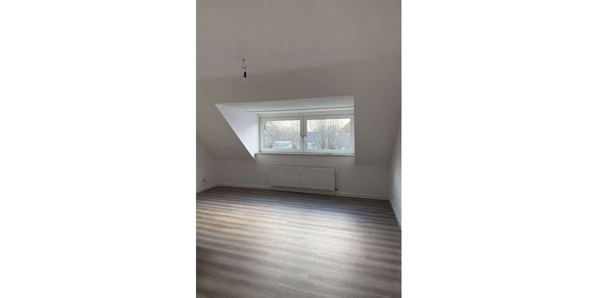 Etagenwohnung Bad Bramstedt - 3 Zimmer, 80 m&sup2;, 940&euro; | Angebot:24463632