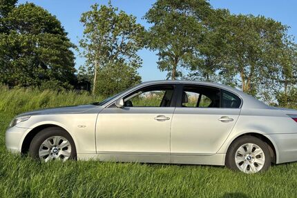 BMW 525 220.000 km 6.500 &euro; Heidgraben 25436