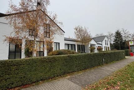 Wohnung Hamburg Harburg - 5 Zimmer, 160 m&sup2;, 2.720&euro; | Angebot:26008754