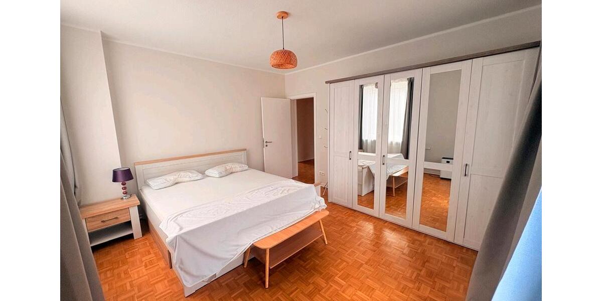 Etagenwohnung Hamburg Wandsbek - 3 Zimmer, 77 m&sup2;, 2.400&euro; | Angebot:25866873