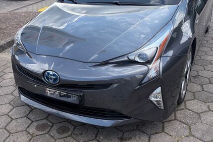 Toyota Prius 28.000 km 15.900 &euro; Henstedt-Ulzburg 24558
