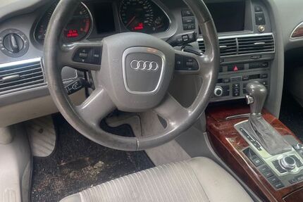 Audi A6 233.626 km 2.000 &euro; Hamburg 22115