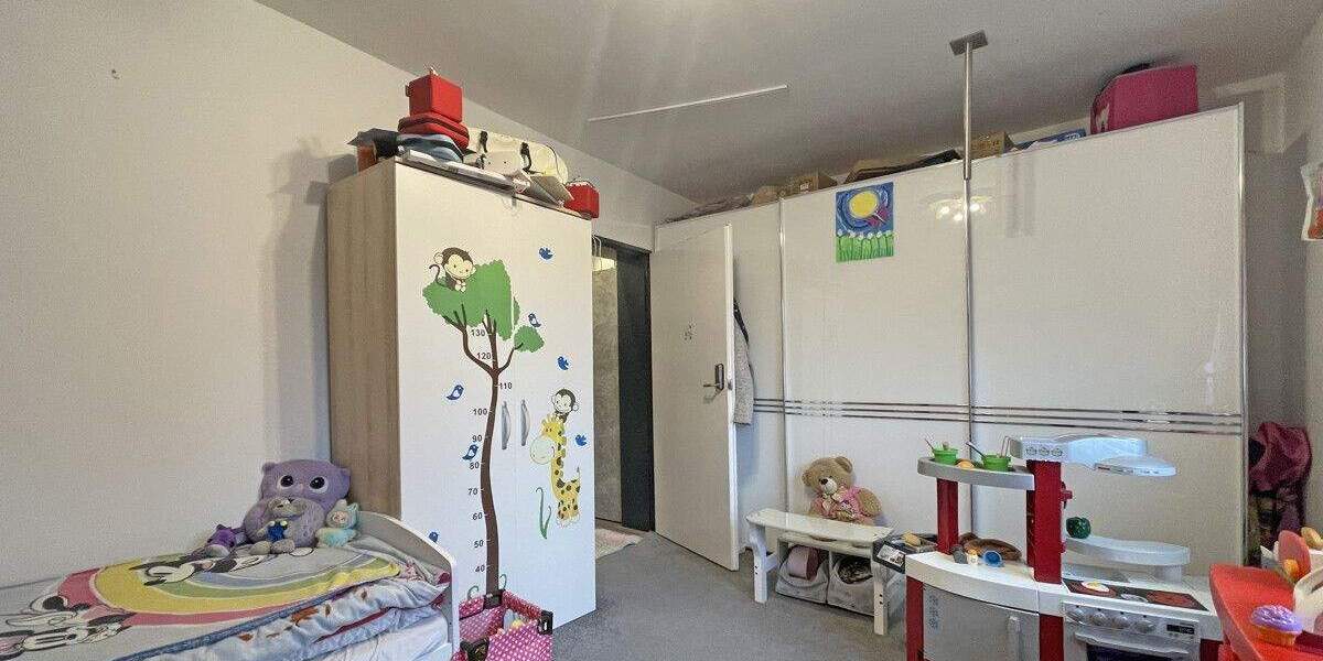 Mehrfamilienhaus, Wohnhaus Norderstedt Garstedt - 8 Zimmer, 146 m&sup2;, 599.000&euro; | Angebot:25670010