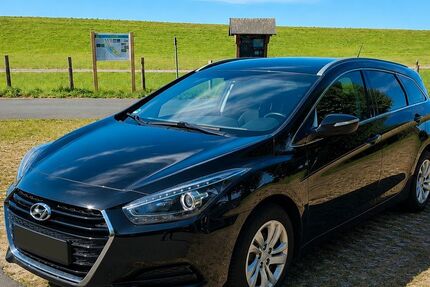 Hyundai i40 112.000 km 8.900 &euro; Hamburg 22559