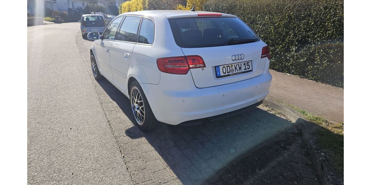 Audi A3 109.409 km 7.950 &euro; Bad Oldesloe 23843