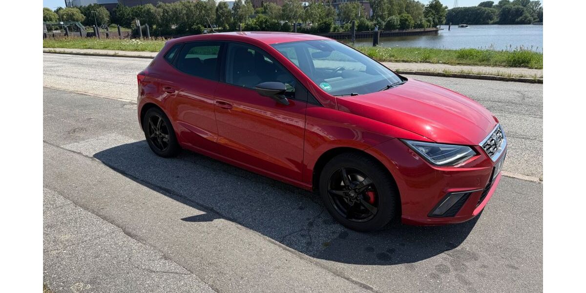 Seat Ibiza 56.000 km 12.000 &euro; Hamburg 20539