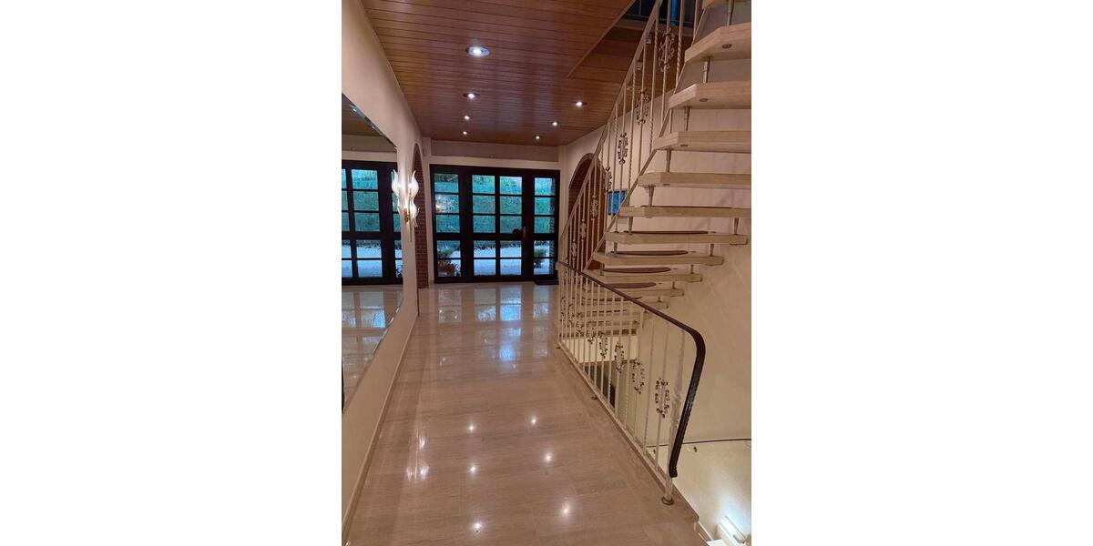 Einfamilienhaus Kaltenkirchen - 8 Zimmer, 415 m&sup2;, 698.400&euro; | Angebot:24899012