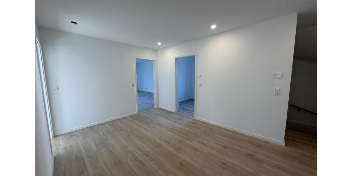 Erdgeschoßwohnung Hamburg Niendorf - 4 Zimmer, 120 m&sup2;, 2.645&euro; | Angebot:25570810