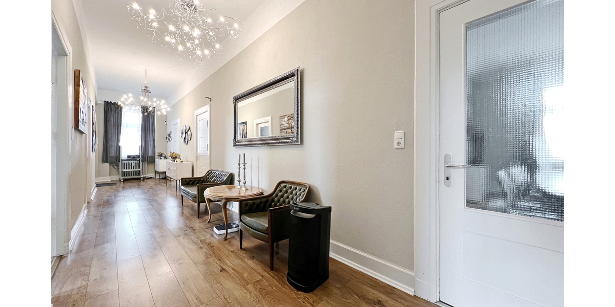 Ein Stück Elmshorner Geschichte - Hochwertig saniert und vielseitig nutzbar - Mehrfamilienhaus, Wohnhaus Elmshorn | Angebot:25365925