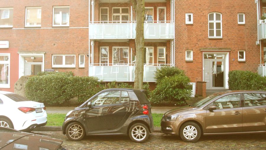 Provisionsfrei* Zweizimmerwohnung mit Balkon, Dielen, zentral, vermietet, provisionsfrei - 2- Hamburg Borgfelde | Angebot:25908494