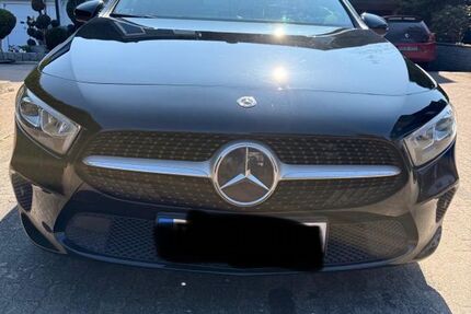 Mercedes-Benz 220 67.000 km 22.999 &euro; Halstenbek 25469