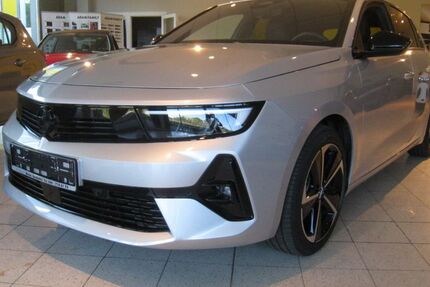 Opel Astra 17.956 km 22.290 &euro; Barsbüttel 22885