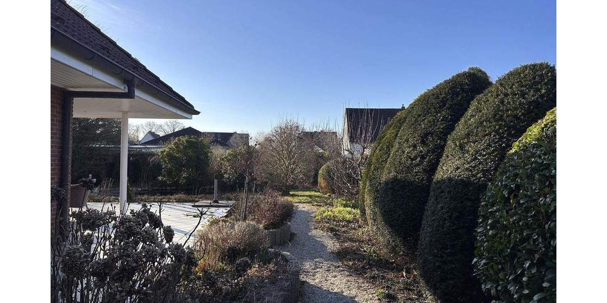 Einfamilienhaus Moorrege - 6 Zimmer, 212 m&sup2;, 725.000&euro; | Angebot:25716306