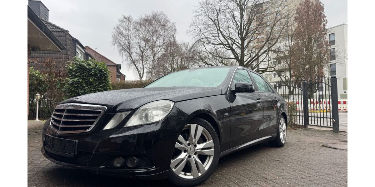 Mercedes-Benz E 200 274.000 km 7.590 &euro; Hamburg 22175