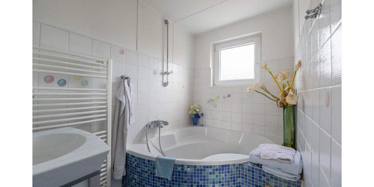 Doppelhaushälfte Elmshorn - 4 Zimmer, 110 m&sup2;, 265.000&euro; | Angebot:25687557