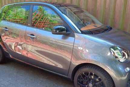 Smart ForFour 72.681 km 6.800 &euro; Hamburg 22399