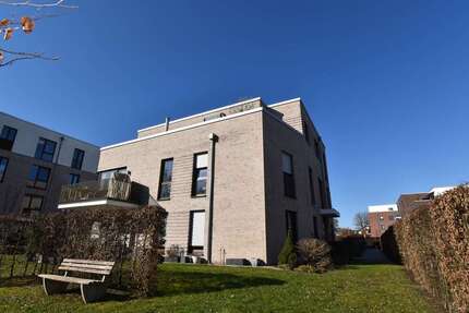 Wohnung Wedel - 4 Zimmer, 131 m&sup2;, 2.240&euro; | Angebot:25811233