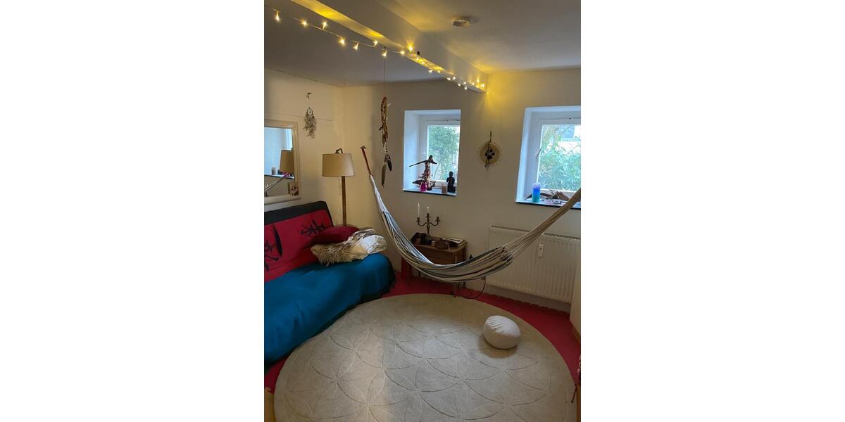 Erdgeschoßwohnung Hamburg Altona - 8 Zimmer, 90 m&sup2;, 520&euro; | Angebot:25908106