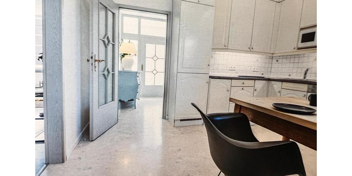 Etagenwohnung Reinbek - 5 Zimmer, 141 m&sup2;, 1.800&euro; | Angebot:25319833