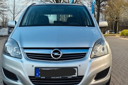 Opel Zafira 35.330 km 11.399 &euro; Hamburg 22143