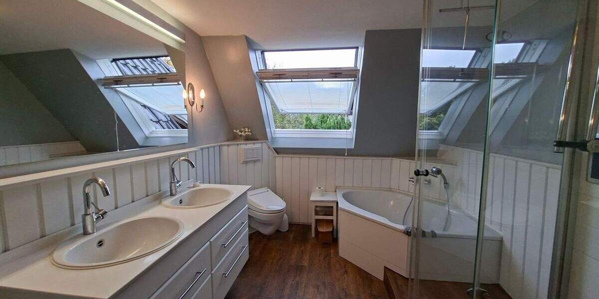 Mehrfamilienhaus, Wohnhaus Ahrensburg - 5 Zimmer, 150 m&sup2;, 730.000&euro; | Angebot:25664184