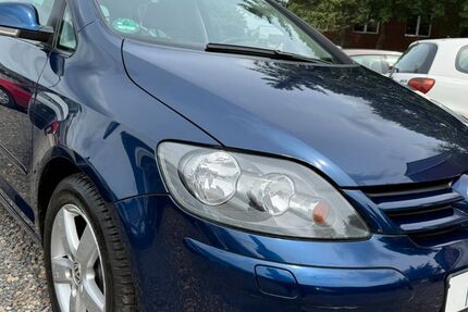 VW Golf 117.192 km 4.390 &euro; Hamburg 22179