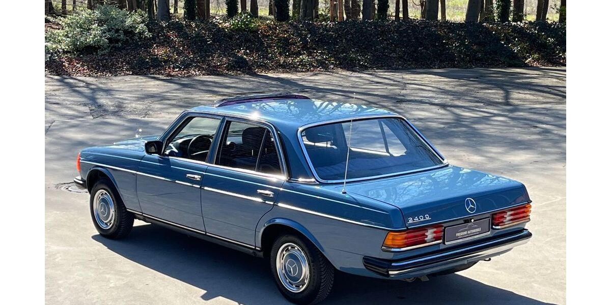 Mercedes-Benz 240 177.000 km 15.900 &euro; Henstedt-Ulzburg 24558