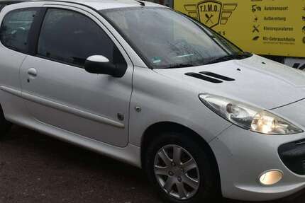 Peugeot 206 110.081 km 3.700 &euro; Hamburg 22523