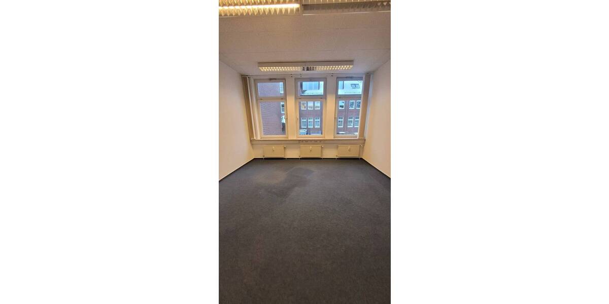 Gewerbeobjekt Hamburg Lokstedt - 1 Zimmer, 279 m&sup2;, 2.232&euro; | Angebot:25984498