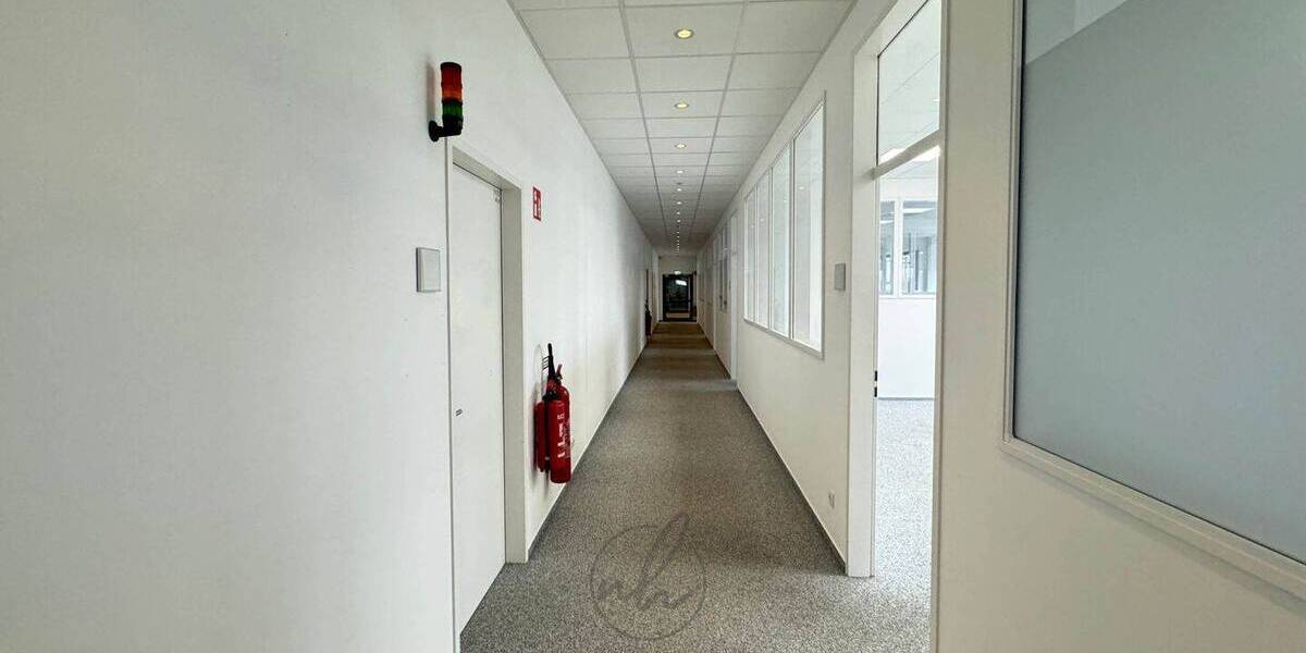 Gewerbeobjekt Hamburg Rahlstedt - 2 Zimmer, 70 m&sup2;, 910&euro; | Angebot:26825759