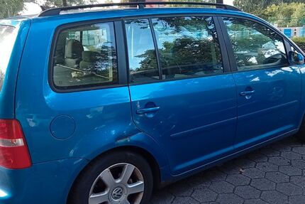 VW Touran 275.600 km 625 &euro; Hamburg 22047