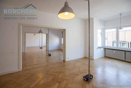Gewerbeobjekt Elmshorn - 5 Zimmer, 237 m&sup2;, 2.370&euro; | Angebot:25668888