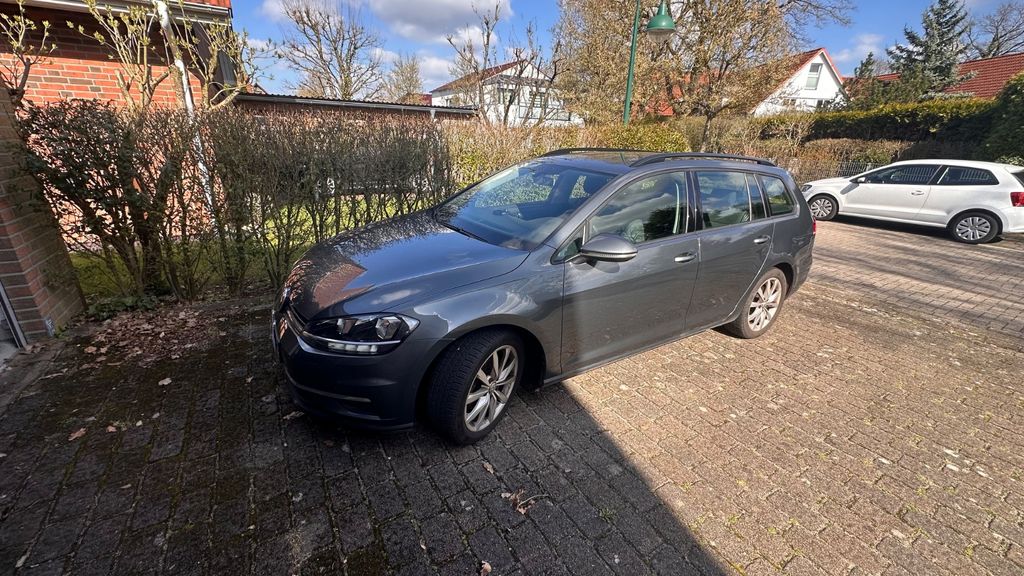 VW Golf 111.000 km 11.900 &euro; Norderstedt 22846