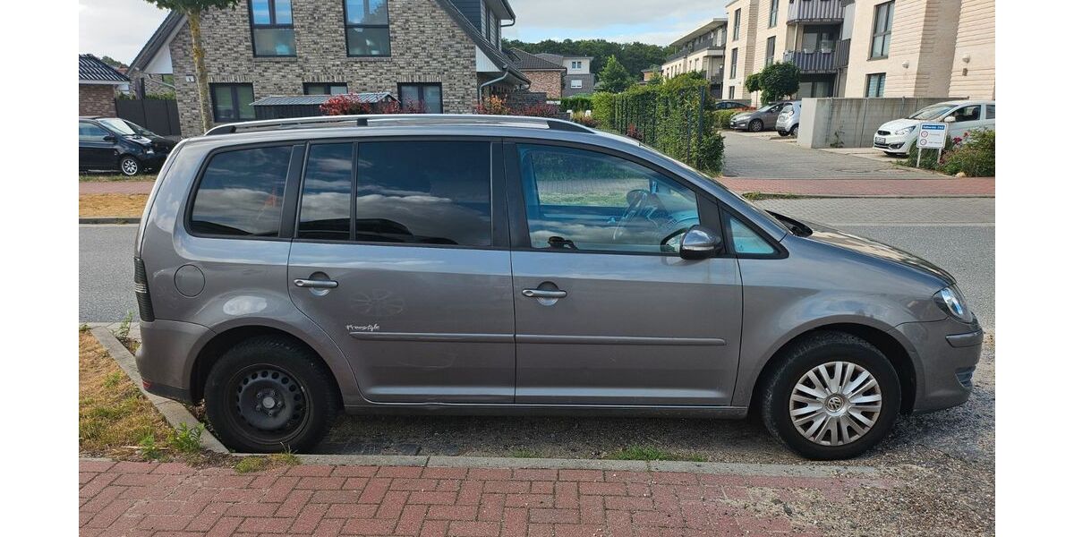 VW Touran 294.000 km 3.750 &euro; Bad Bramstedt 24576