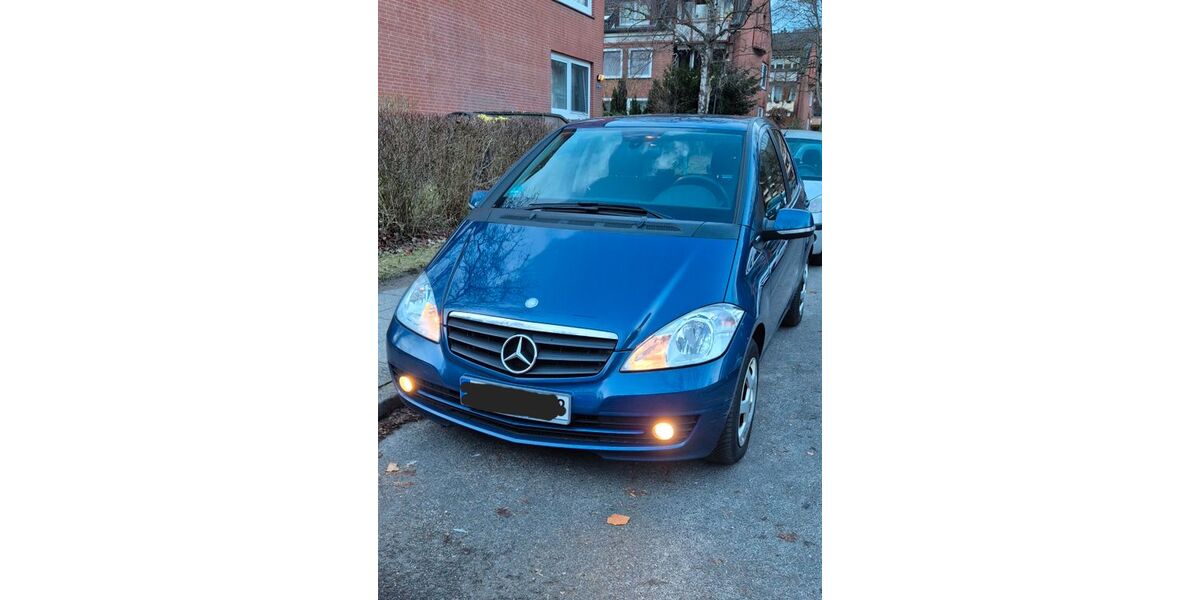 Mercedes-Benz A 160 202.500 km 2.900 &euro; Hamburg 22179